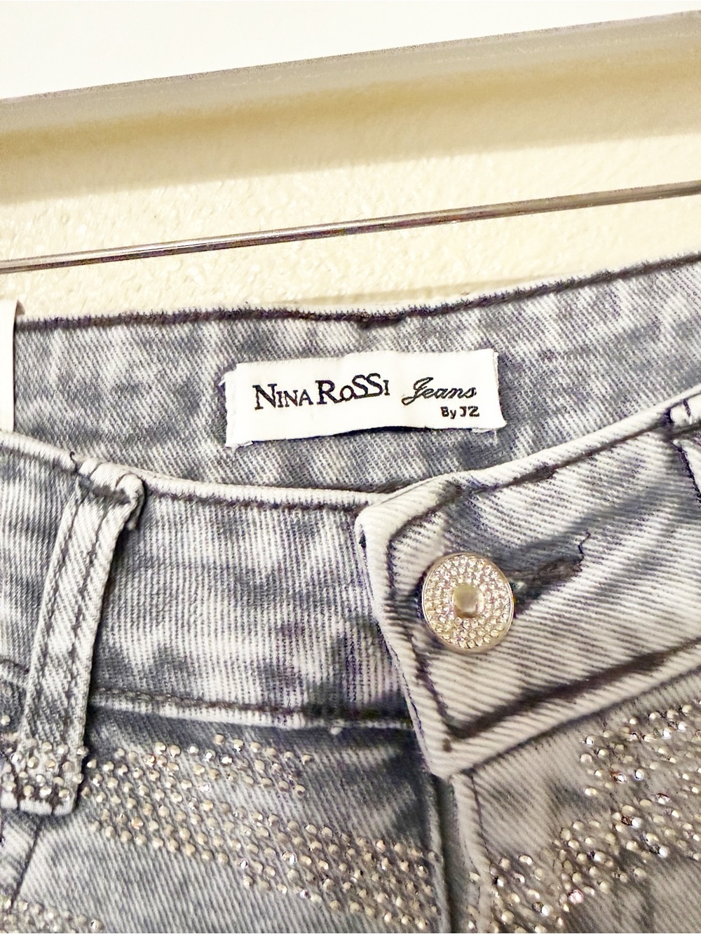 Nina Rossi Wavy Zebra Tiger Stripe Crystal Jeans in Light Grey Wash size medium - Picture 5 of 9